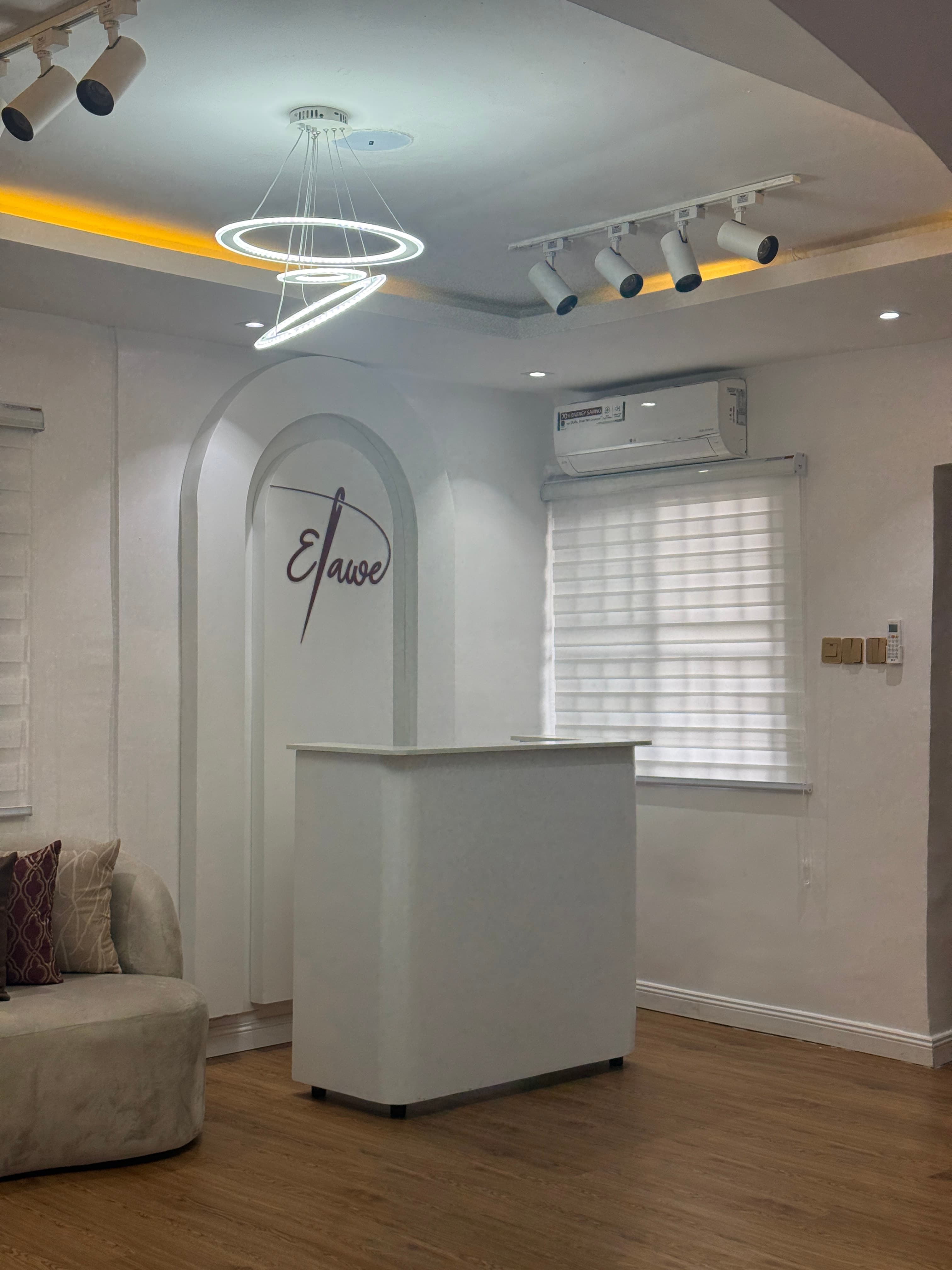 Elawe Fashion House