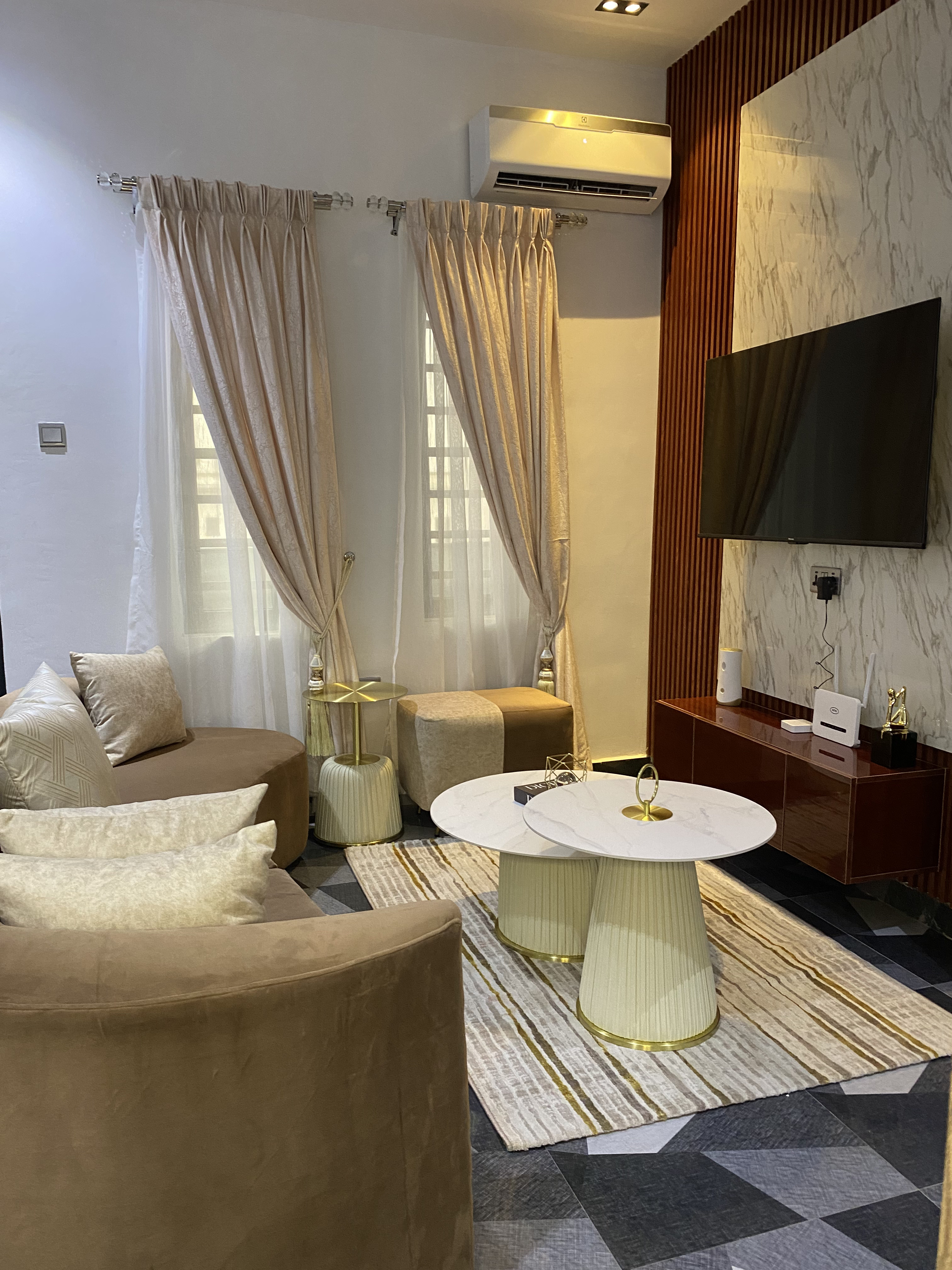 Opic Serenity gallery image 1